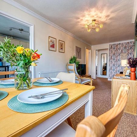 Cosy 3 Bed Apartment In Southam, Sleeps 6 Southam  Exterior photo